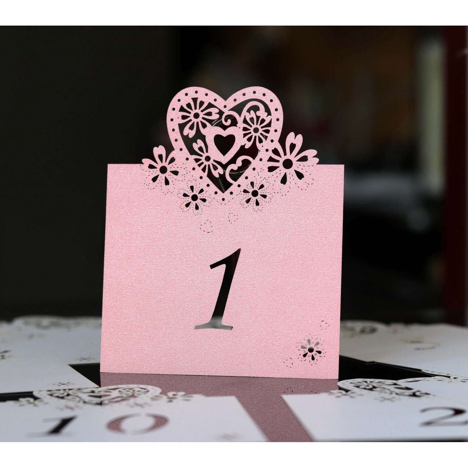 Table Card Number 1-10 11-20 Laser Cut Number Card Heart-shaped